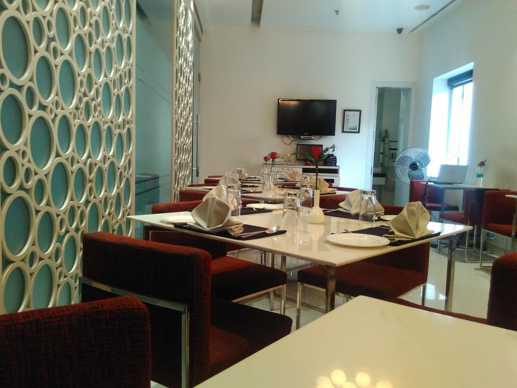 Sapphire Suite Калькутта Экстерьер фото